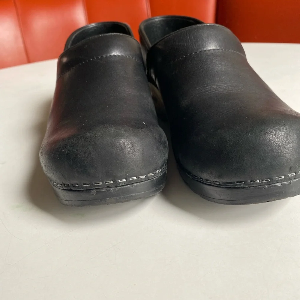 Clogs - Picture 4 of 11